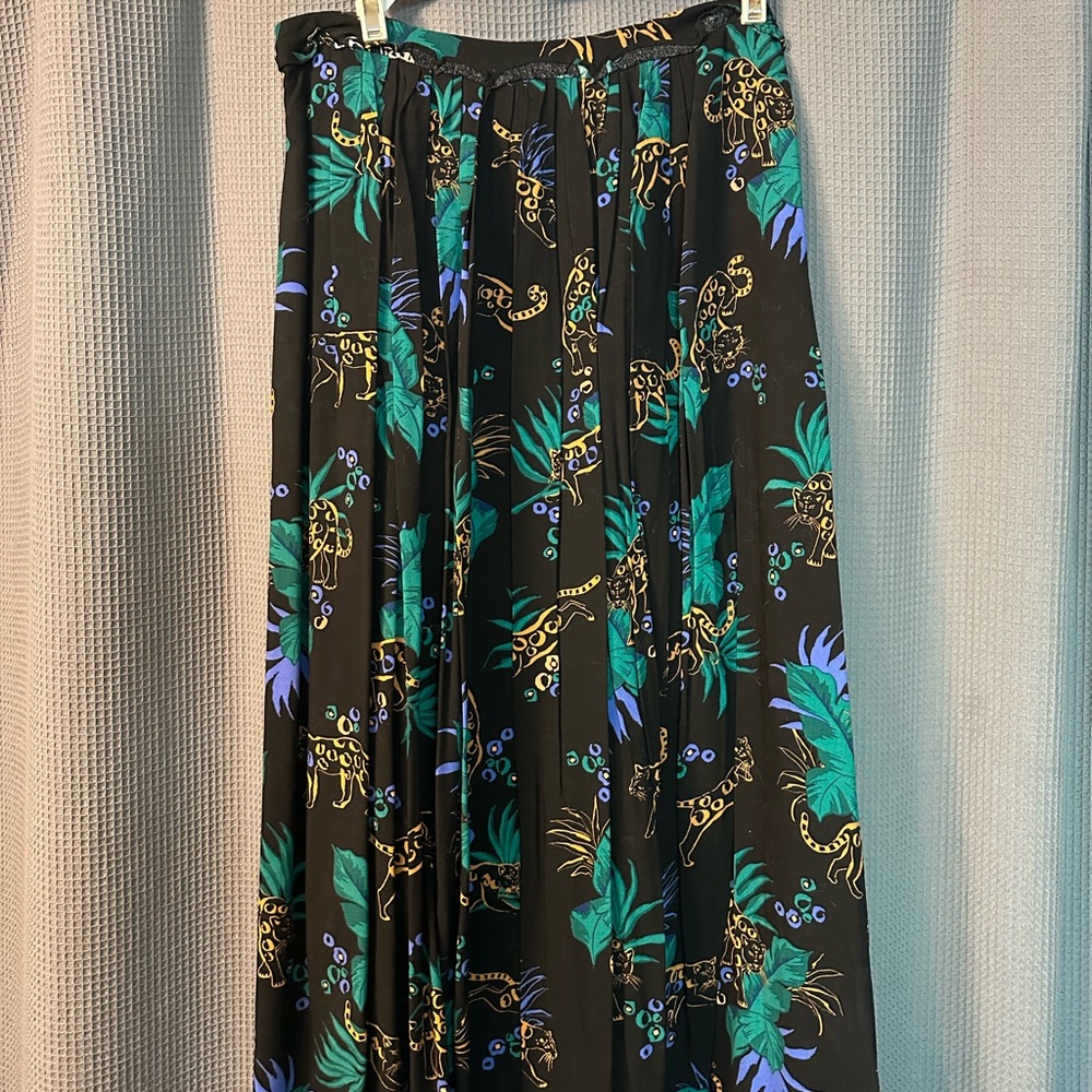 Elegant Black Maxi Skirt with Green and Blue Accents